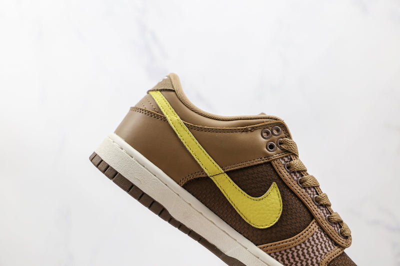 Nike Dunk Low Undefeated Canteen - ELEGANZ OUTLET