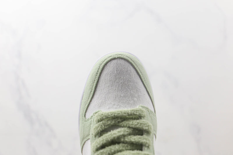 Nike Dunk Low Fleece Pack Honeydew - ELEGANZ OUTLET