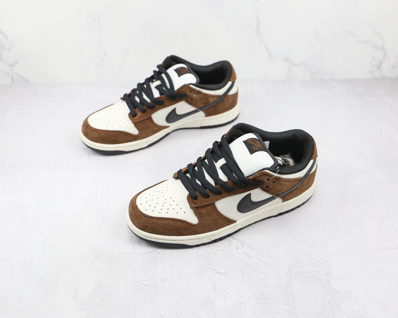 Nike SB Dunk Low White Black Trail End Brown - ELEGANZ OUTLET