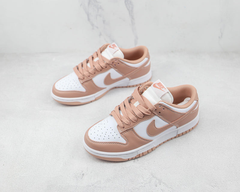 Nike Dunk Low Rose Whisper - ELEGANZ OUTLET