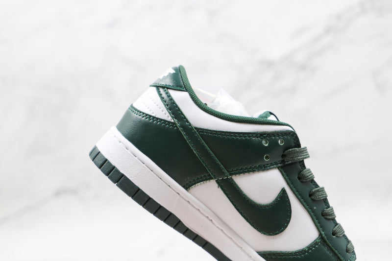 Nike Dunk Low Michigan State - ELEGANZ OUTLET