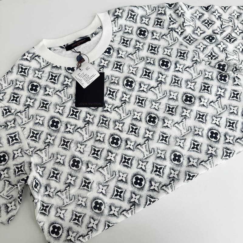 Louis Vuitton Monogram White Deep Black T-Shirt 