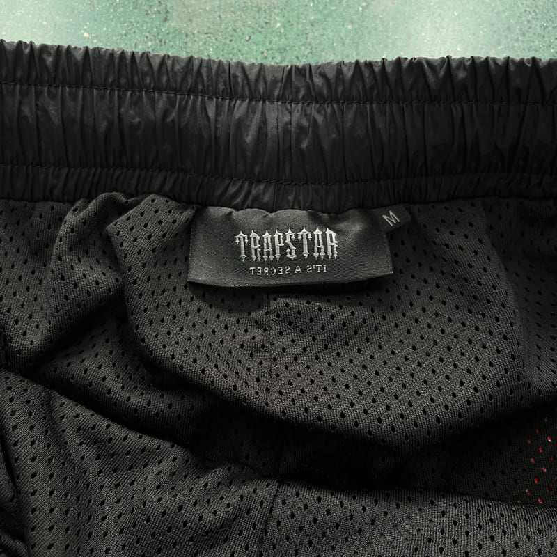 Trapstar Irongate 2.0 Shellsuit Set Red Black 