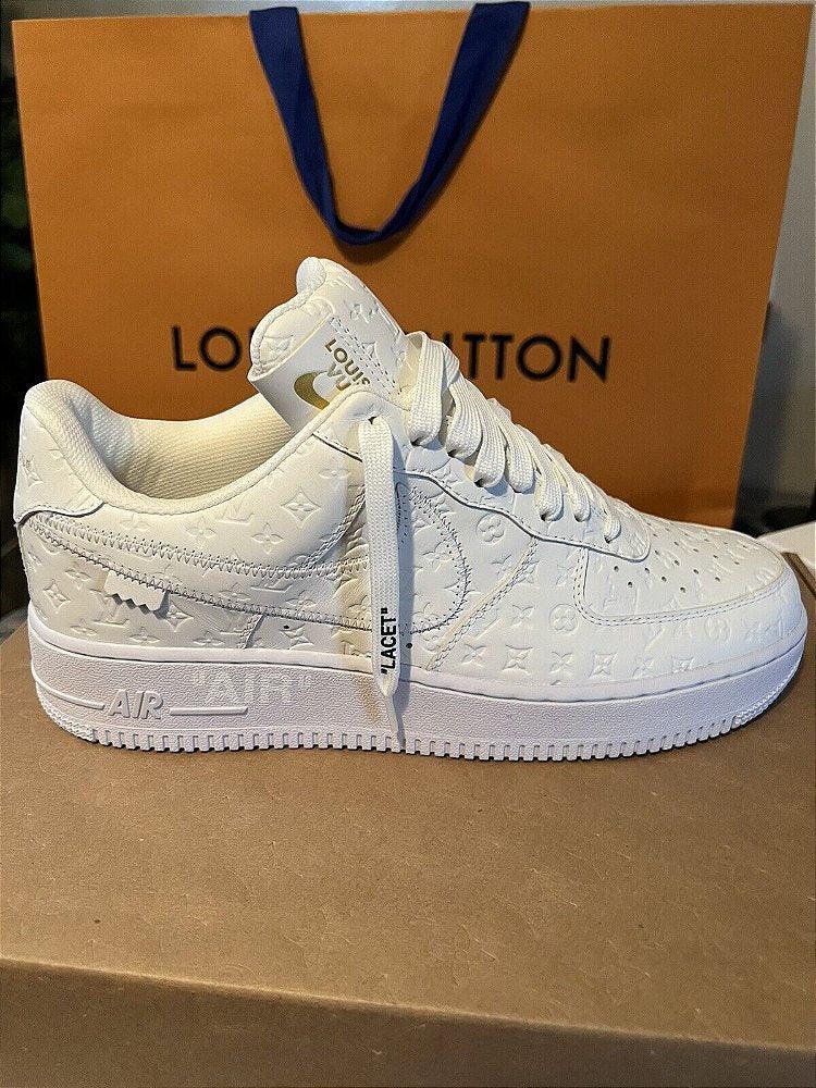 Louis Vuitton x Nike Air Force 1'Triple White' - ELEGANZ OUTLET