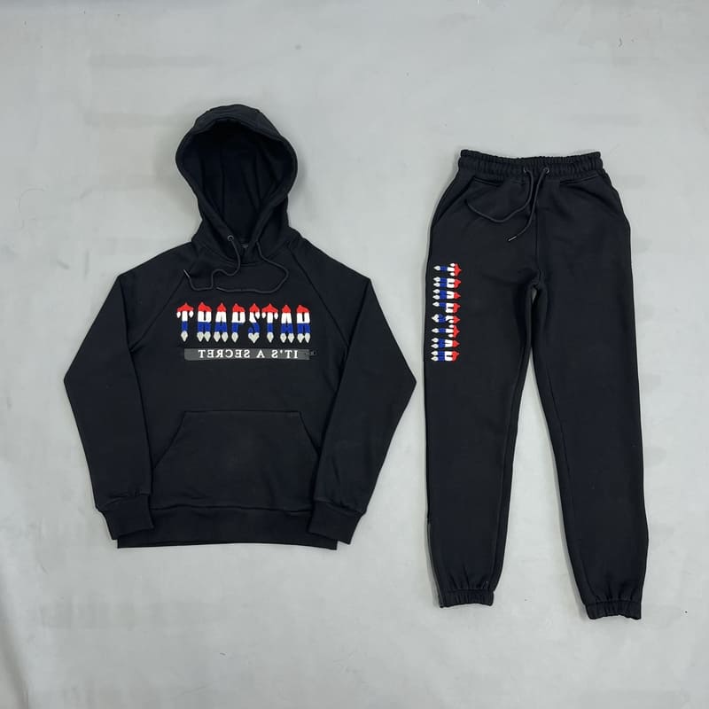 Trapstar Chenille Decoded 2.0 Hooded Set 