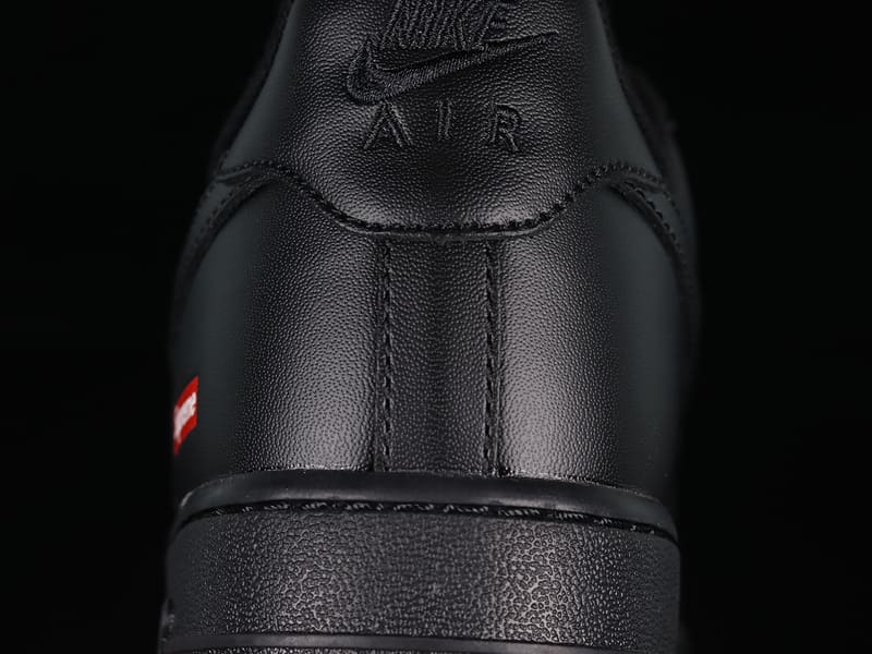 Air Force Supreme Black 