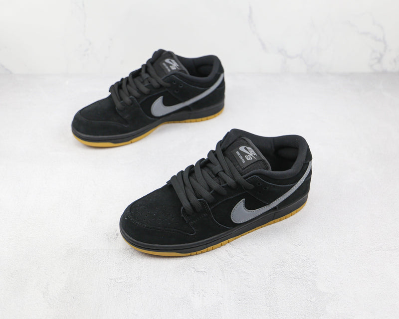 Nike SB Dunk Low Fog - ELEGANZ OUTLET