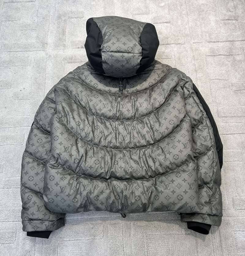 Louis Vuitton 2054 Heat Reactive Puffer Jacket 