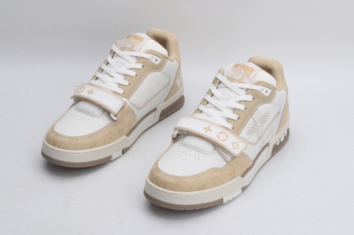 Louis Vuitton Trainer Beige White 