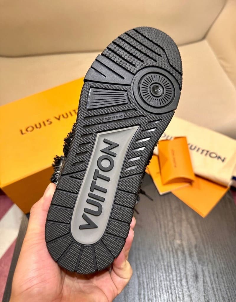 Louis Vuitton Skate Black Swarovski Monogram