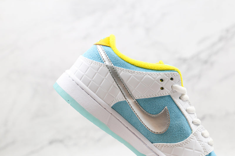 Nike SB Dunk Low Pro FTC Lagoon Pulse - ELEGANZ OUTLET