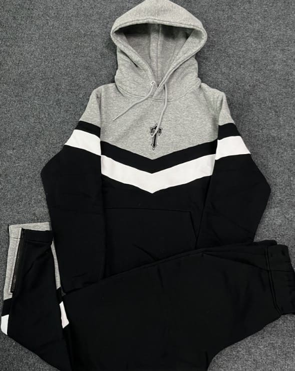 Trapstar V Stripe Hoodie Tracksuit Black Set 