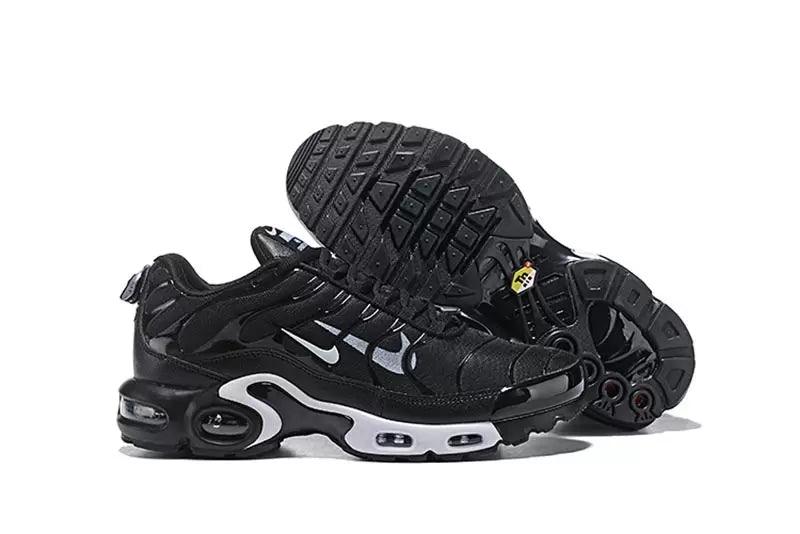 Air Max Plus TN 1 “Swoosh Black” - ELEGANZ OUTLET