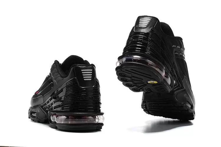 Air Max Plus TN 3 “Black Red” - ELEGANZ OUTLET