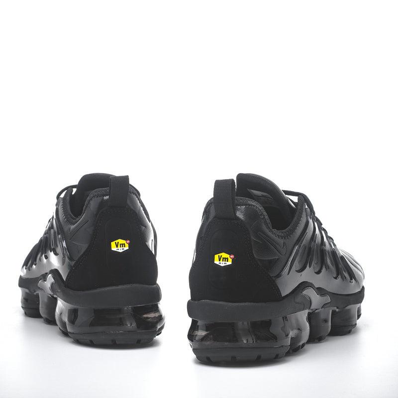 VaporMax Plus “Triple Black” - ELEGANZ OUTLET