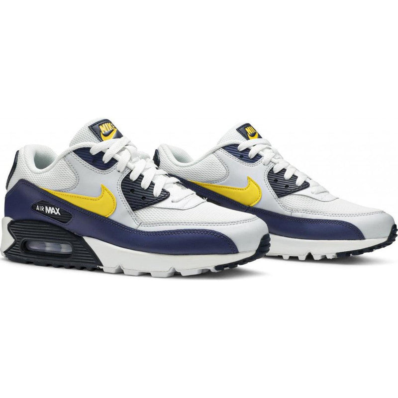 Tênis Nike Air Max 90 Essential Michigan - ELEGANZ OUTLET