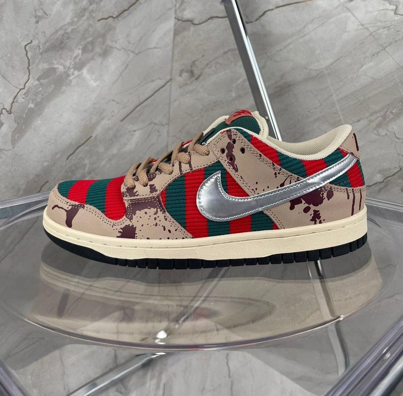 Nike Dunk Low 'Freddy Krueger' - ELEGANZ OUTLET