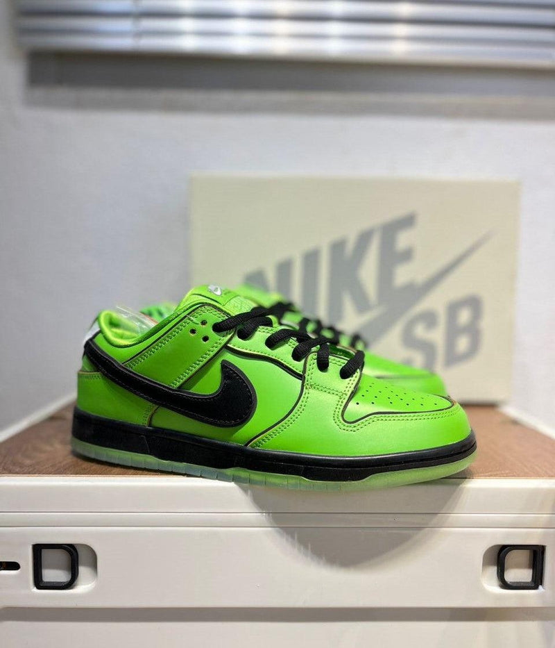 Nike Dunk Low SB x Powerpuff Girls (Meninas Super Poderosas) Buttercup - ELEGANZ OUTLET