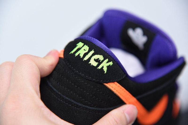 Nike SB Dunk Low Night of Mischief Halloween - ELEGANZ OUTLET