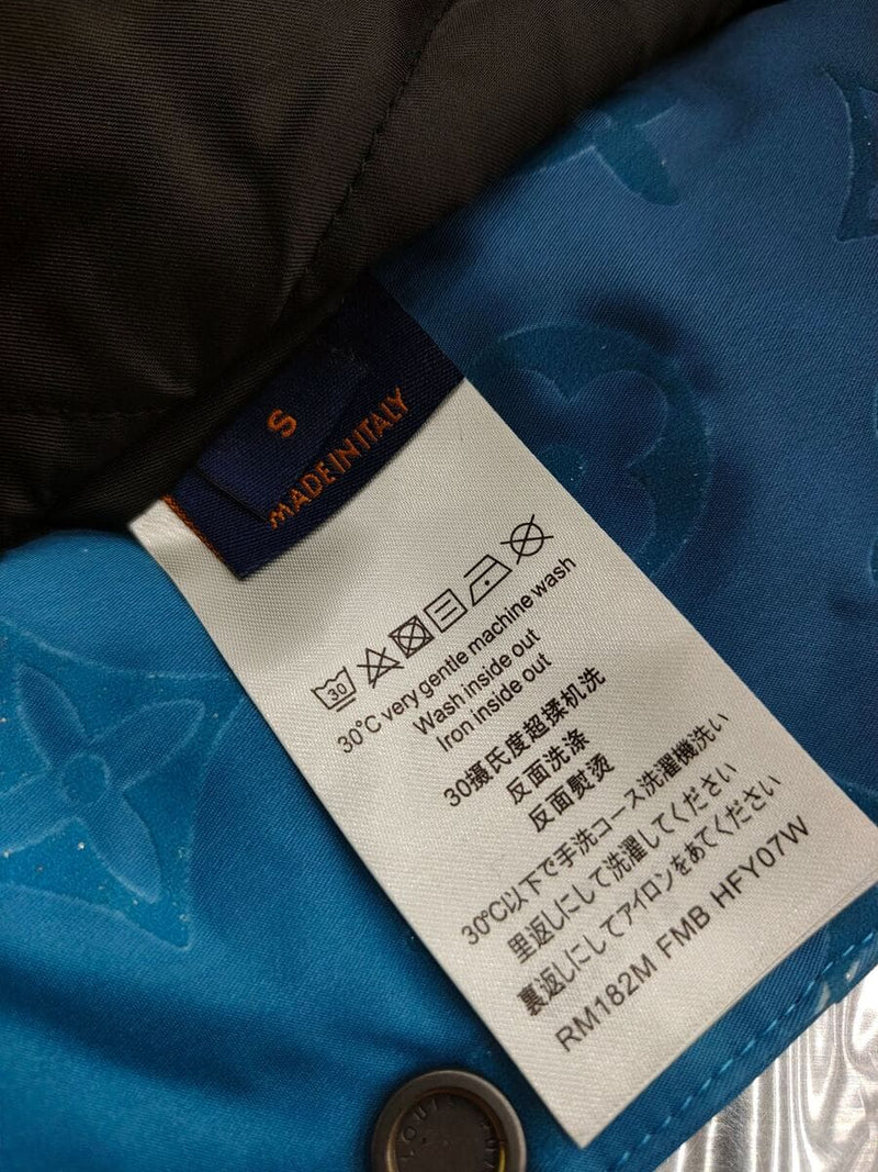 Jaqueta Louis Vuitton Monogram Flocked Nylon Bomber