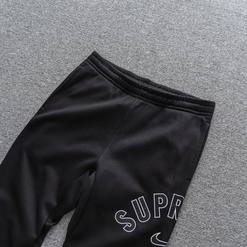 Supreme x Nike Arc Pants 