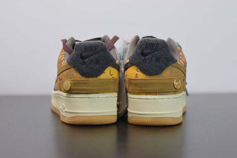 Nike Air Force 1 X Travis Scott Cactus jack - ELEGANZ OUTLET