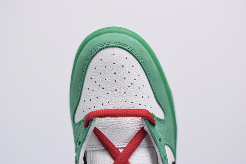 Nike SB Dunk Low Pro "Heineken" - ELEGANZ OUTLET