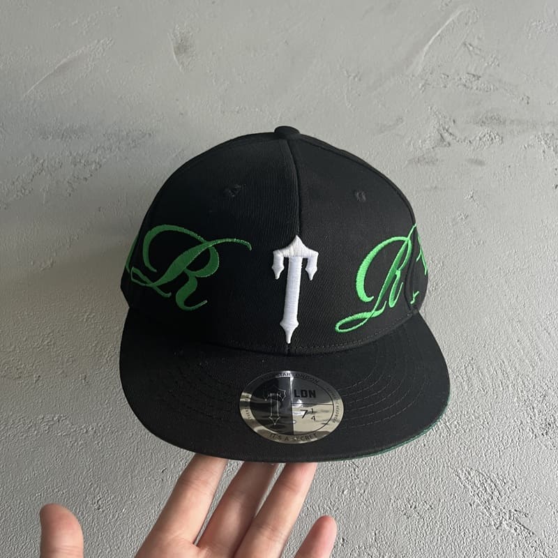 Trapstar Script Fitted Cap Black/Green 