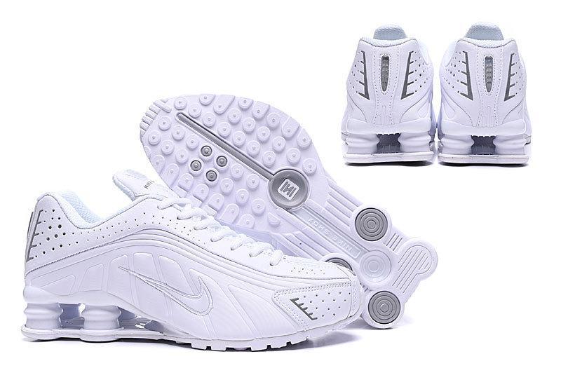 Shox R4 “Triple White” - ELEGANZ OUTLET