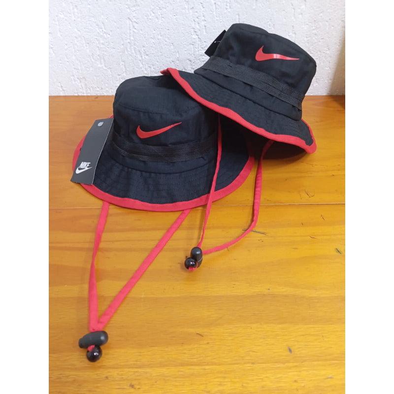 CHAPÉU NIKE BUCKET "Black/Red" - ELEGANZ OUTLET