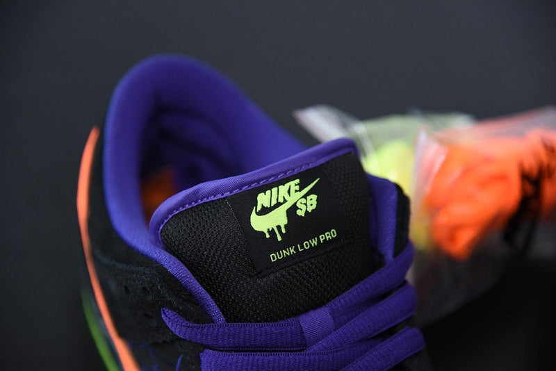 Nike SB Dunk Low Night of Mischief Halloween - ELEGANZ OUTLET