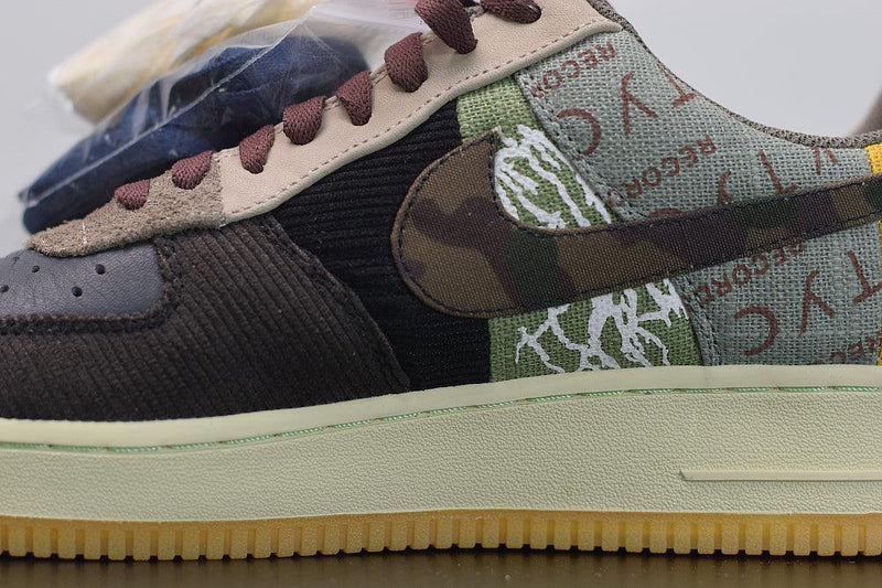 Nike Air Force 1 X Travis Scott Cactus jack - ELEGANZ OUTLET