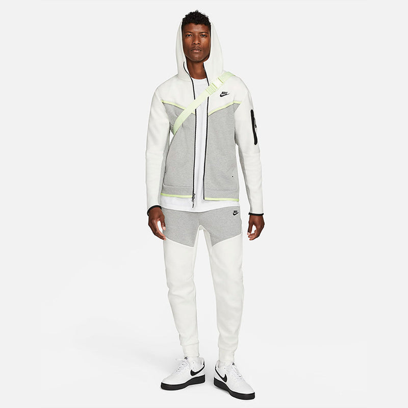 Nike Tech Fleece Set White / Gray / Neon 