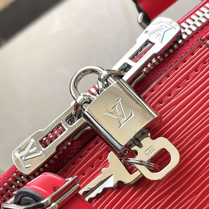 Louis Vuitton x Supreme Keepall Bandouliere Bag 