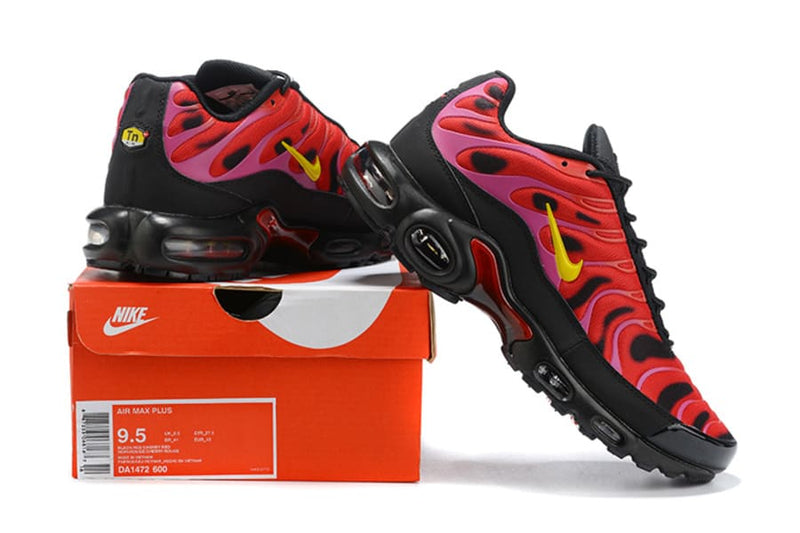 Air Max Plus TN x Supreme University Red 