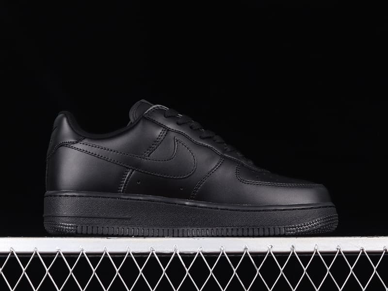 Air Force Supreme Black 