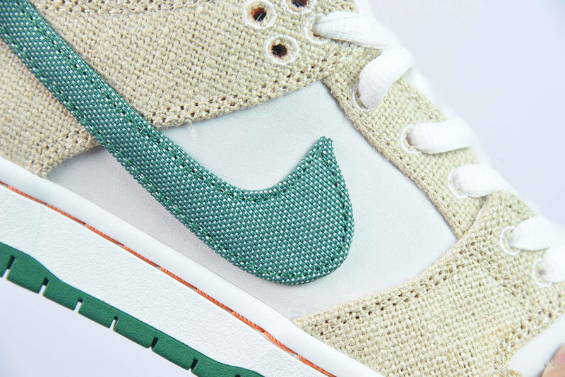 Nike Dunk Low SB "Jarritos" - ELEGANZ OUTLET