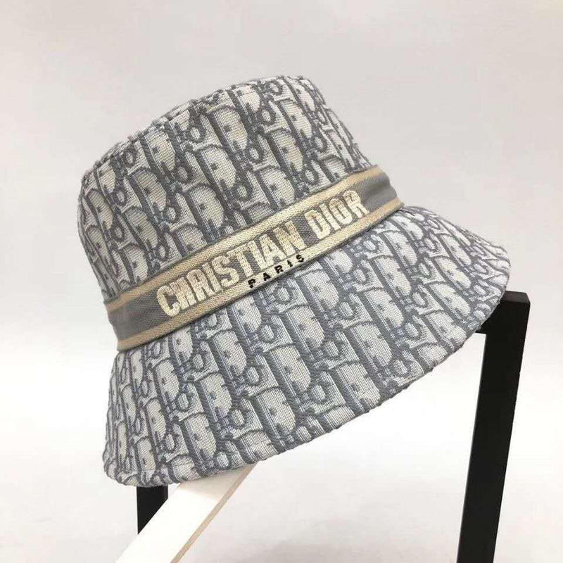 CHAPÉU BUCKET CHRISTIAN DIOR "Gray" - ELEGANZ OUTLET