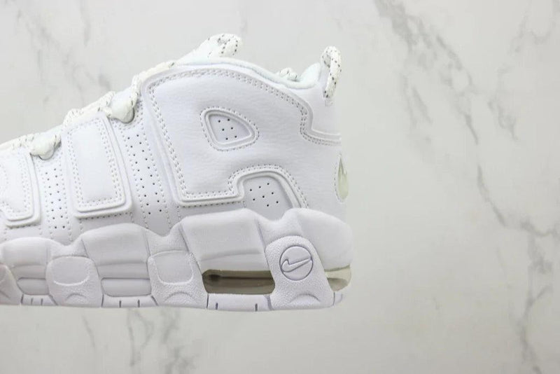 Air More Uptempo Triple White - ELEGANZ OUTLET