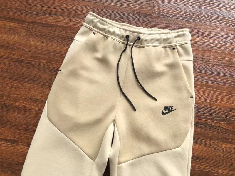 Nike Tech Fleece Cream Set 