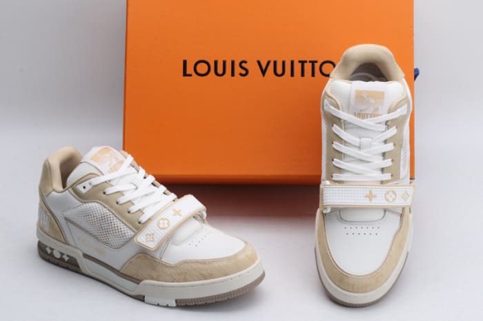 Louis Vuitton Trainer Beige White 