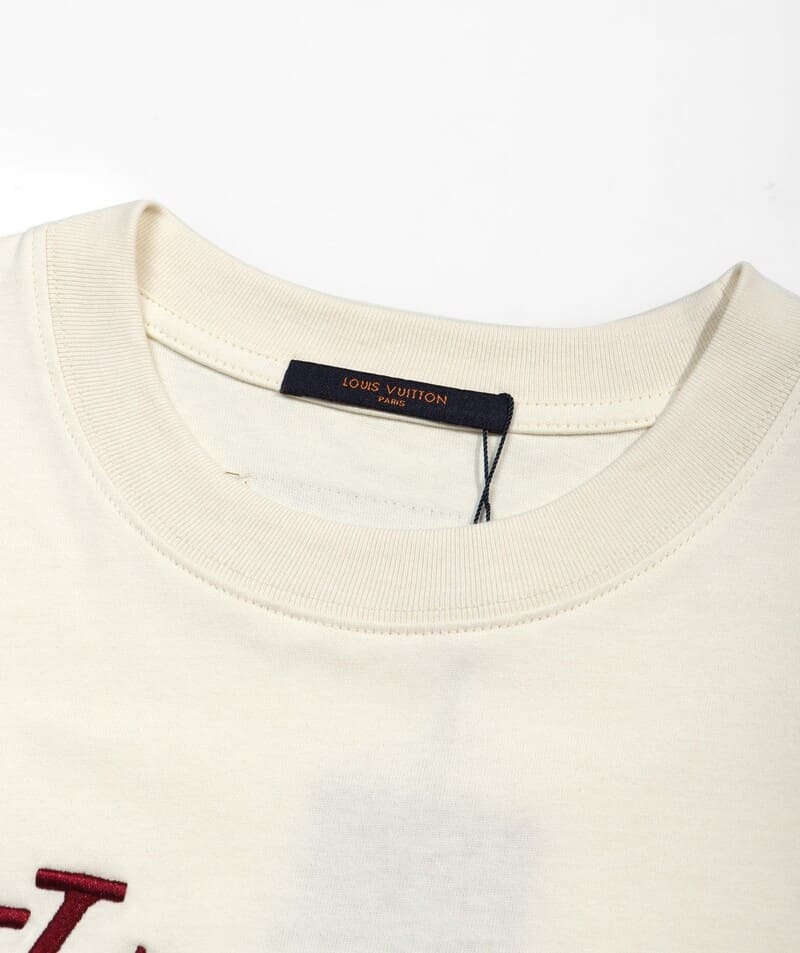 Camiseta Louis Vuitton Cream LV Lovers