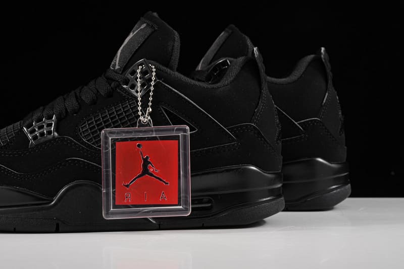 Air Jordan 4 Black Cat 